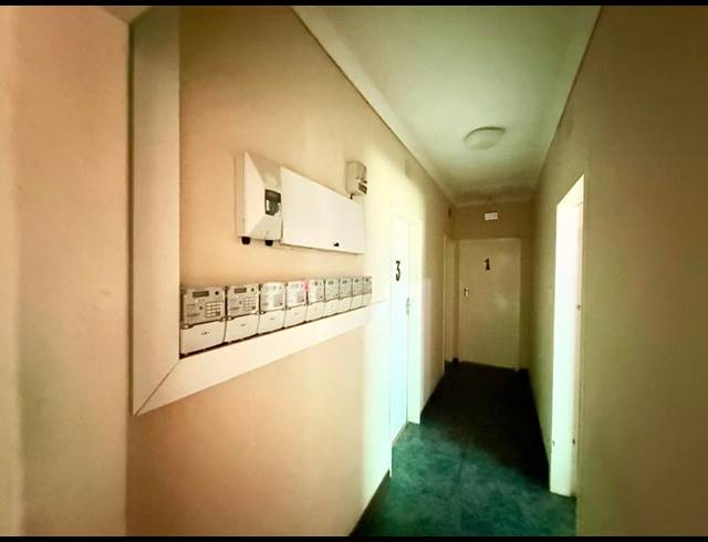 9 BEDROOM HOUSE FOR SALE IN VANDERBIJLPARK CE 5